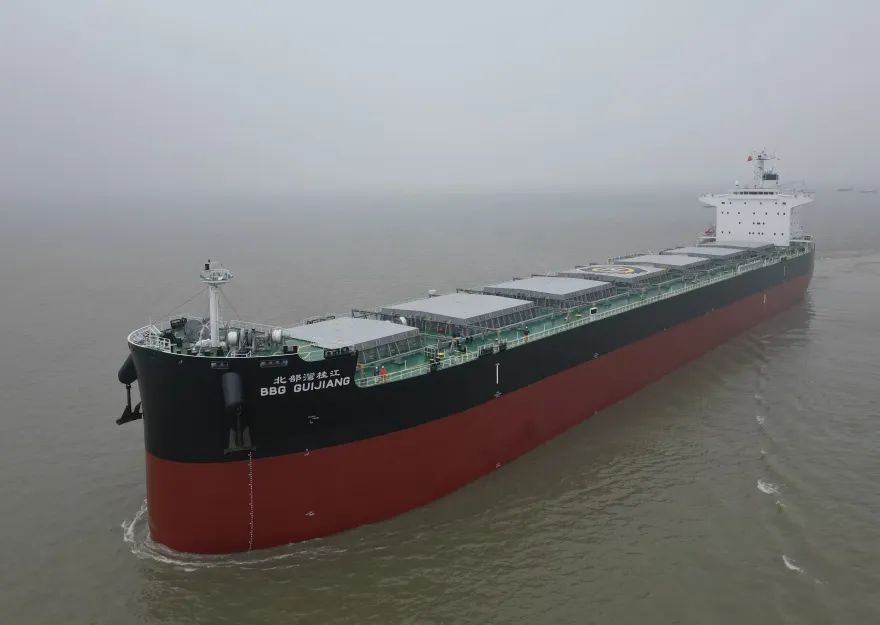 Delivery of a new 82,000 dwt bulk carrier and successful naming of a 24,188 TEU container ship for NACKS